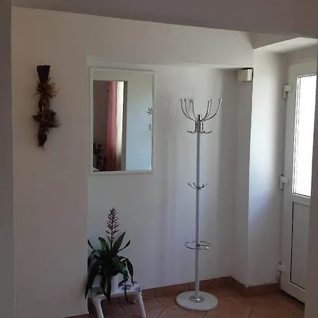 Apartment Melira *