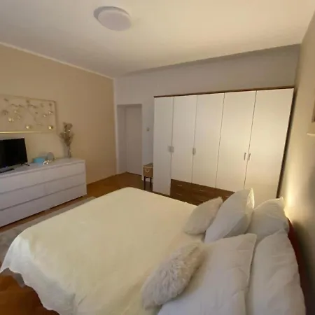 Melira Apartment *